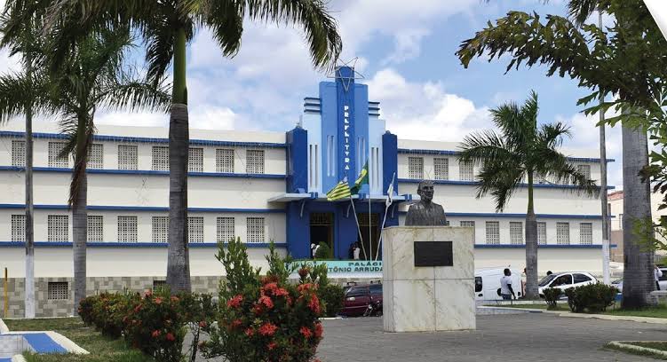 Ministério Público recomenda fiscalização rigorosa de contrato milionário em Nova Cruz