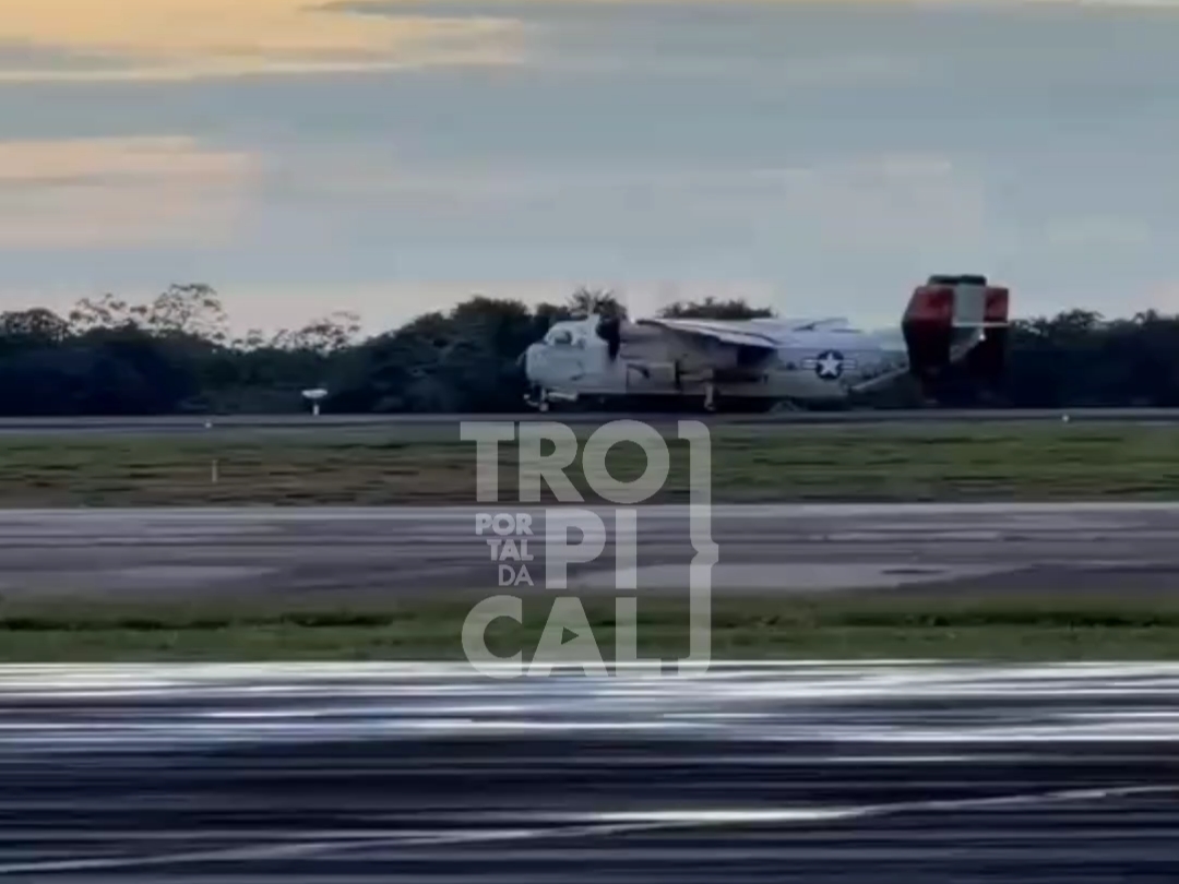 VÍDEO - Avião da Marinha dos EUA pousa em emergência no Aeroporto de Natal